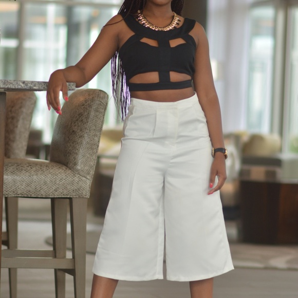 Lois Culottes - Picture 1 of 1